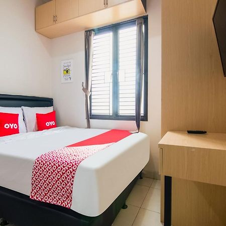 Oyo 3824 Columbus Residence J1 Telukjambe Экстерьер фото